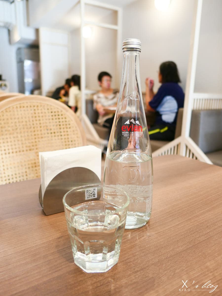 創義麵-礦泉水