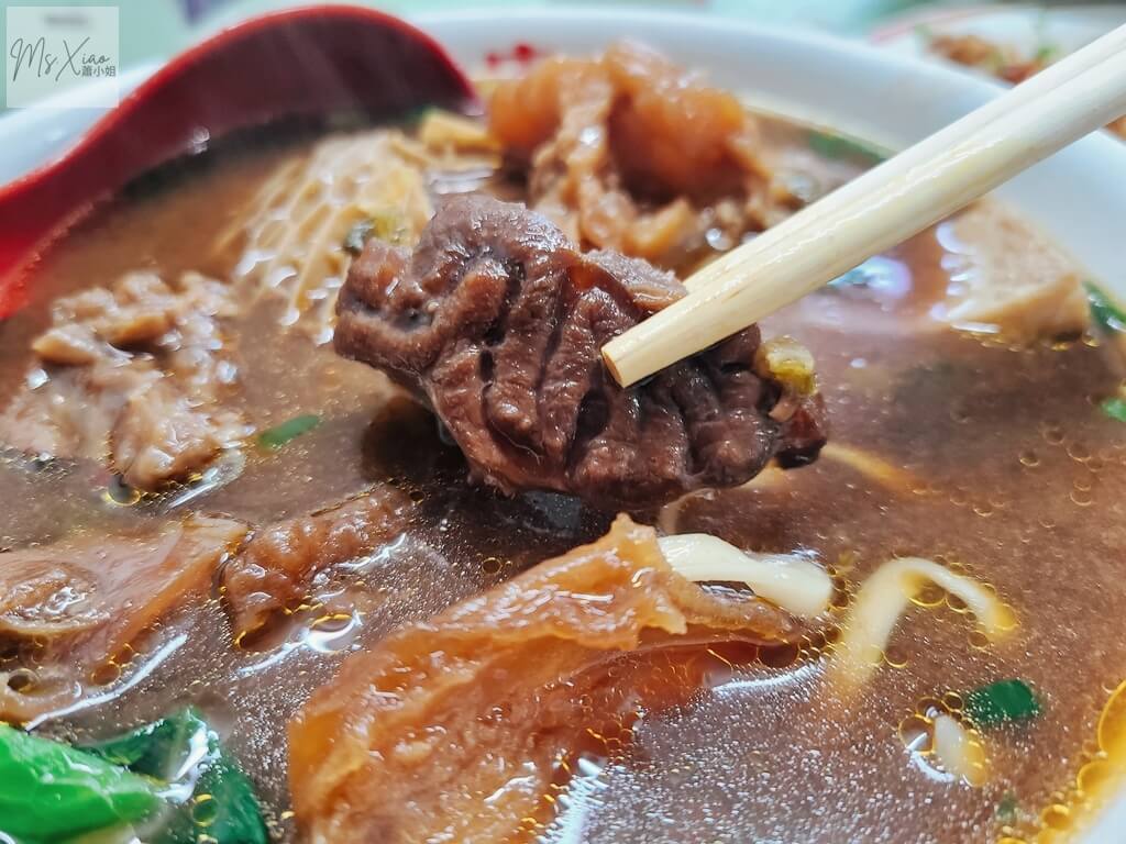 吳家牛肉麵-牛肉