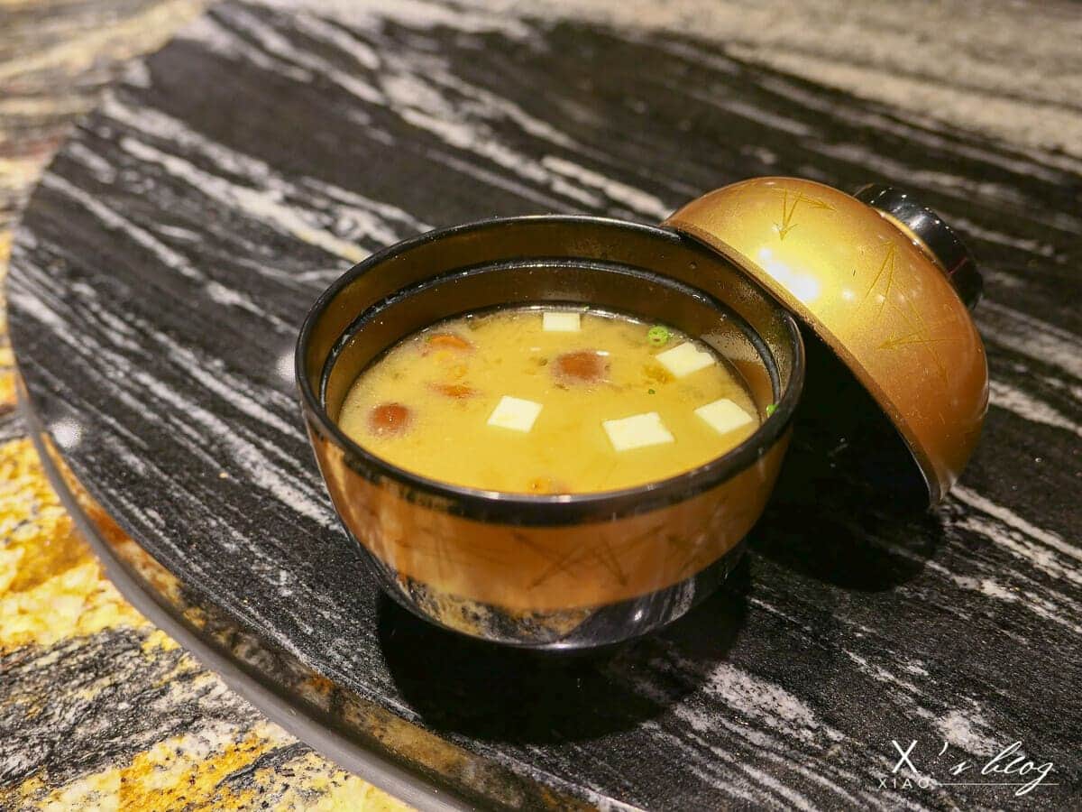 滑菇味增湯 滑菇味增湯