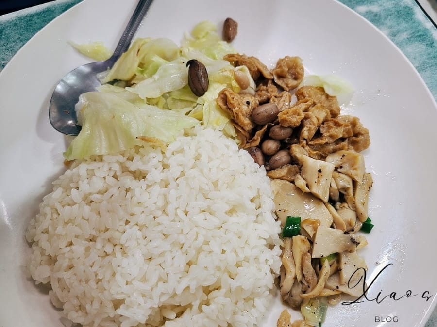 咖哩豬肉飯配餐 咖哩豬肉飯配餐