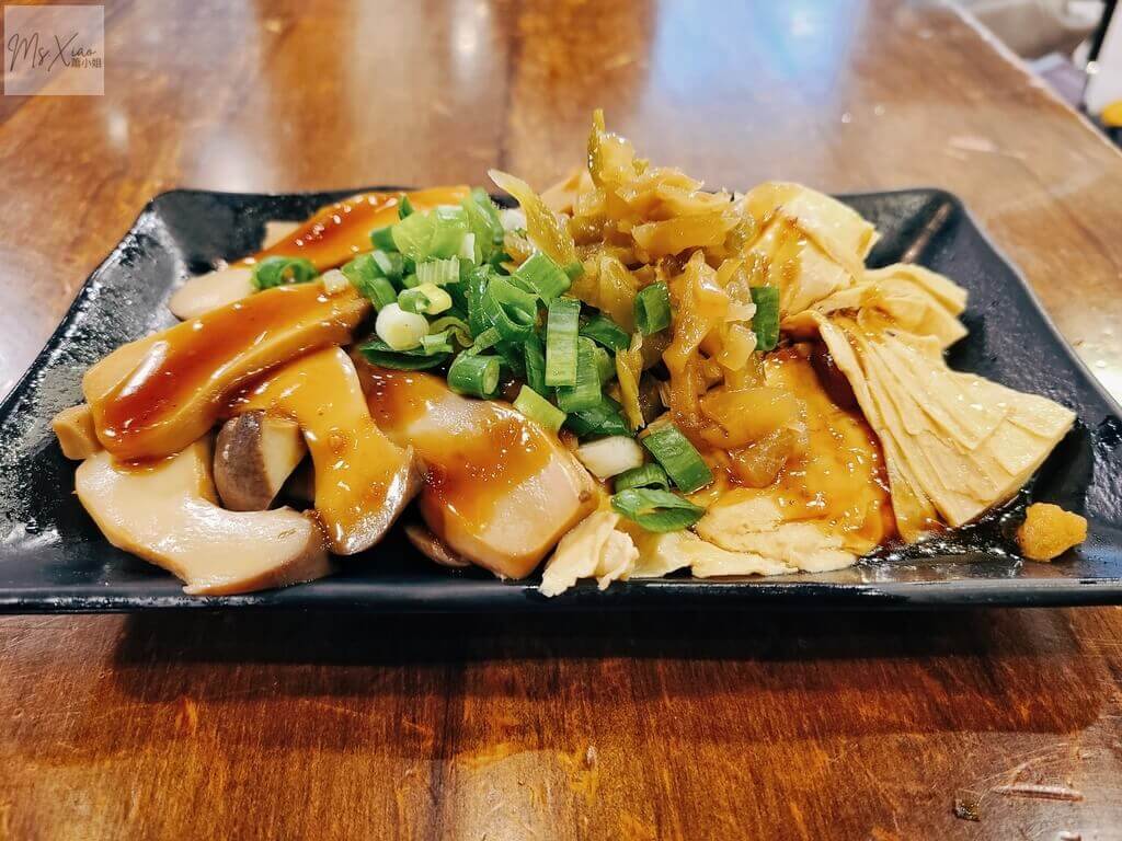 嚼活麵疙瘩杏包菇和豆皮 嚼活麵疙瘩杏包菇和豆皮