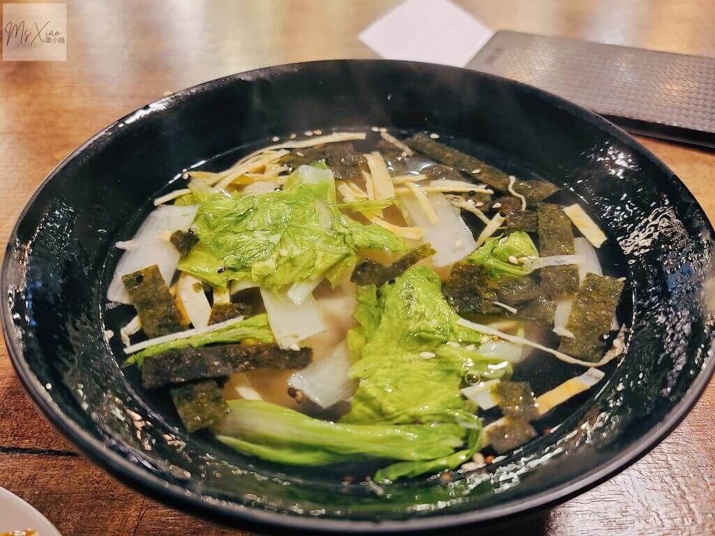 嚼活麵疙瘩鮮蝦大餛飩湯 嚼活麵疙瘩鮮蝦大餛飩湯