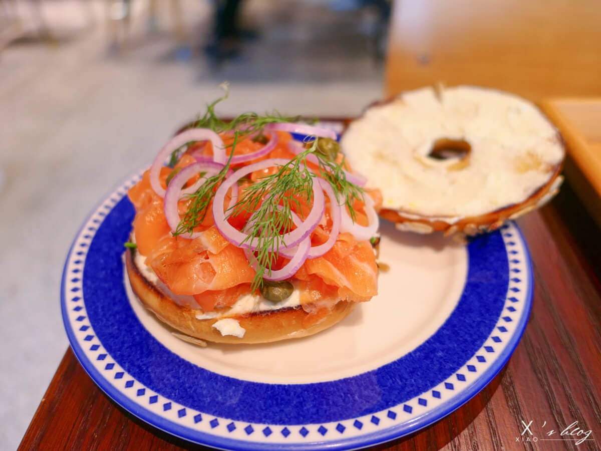 好丘頂級煙燻鮭魚堡 好丘頂級煙燻鮭魚堡