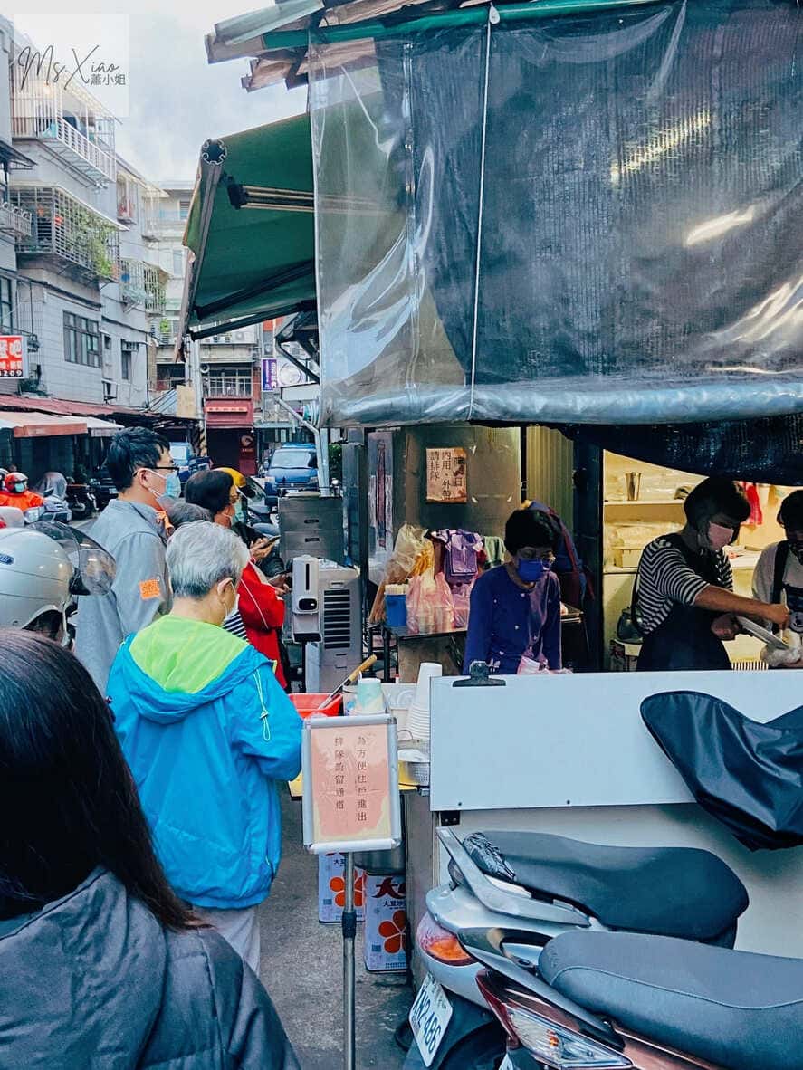 石牌實踐街無名脆皮蛋餅 石牌實踐街無名脆皮蛋餅