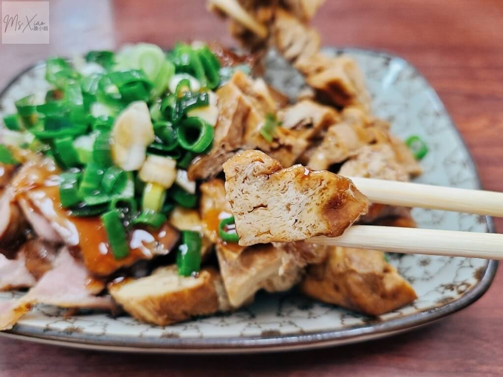 忠誠牛肉麵花干 忠誠牛肉麵花干