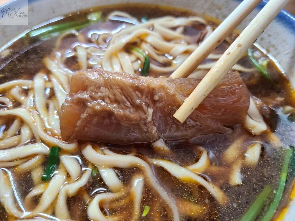 濟南牛肉麵的牛筋 濟南牛肉麵的牛筋
