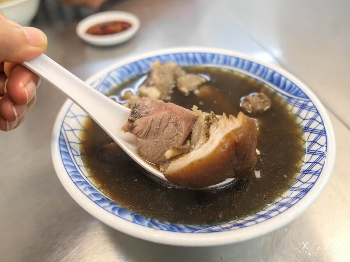 老黃豬腳大王-當歸豬腳湯 老黃豬腳大王-當歸豬腳湯