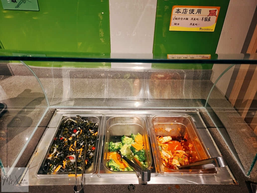 豆腐村-小菜自助吧 豆腐村-小菜自助吧