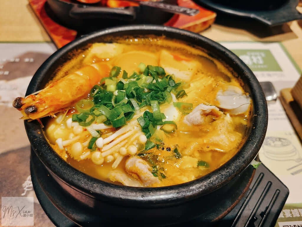 豆腐村-海陸豬肉鍋 豆腐村-海陸豬肉鍋