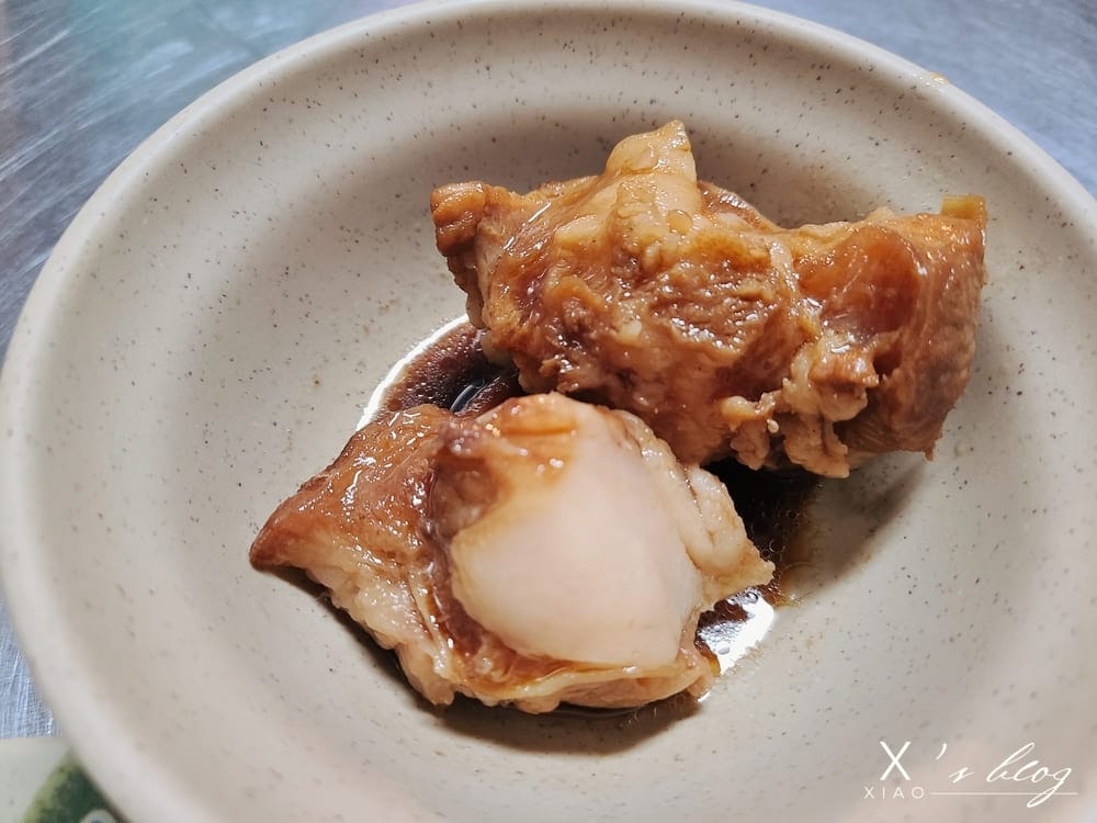 阿正爌肉飯腳筋飯 阿正爌肉飯腳筋飯