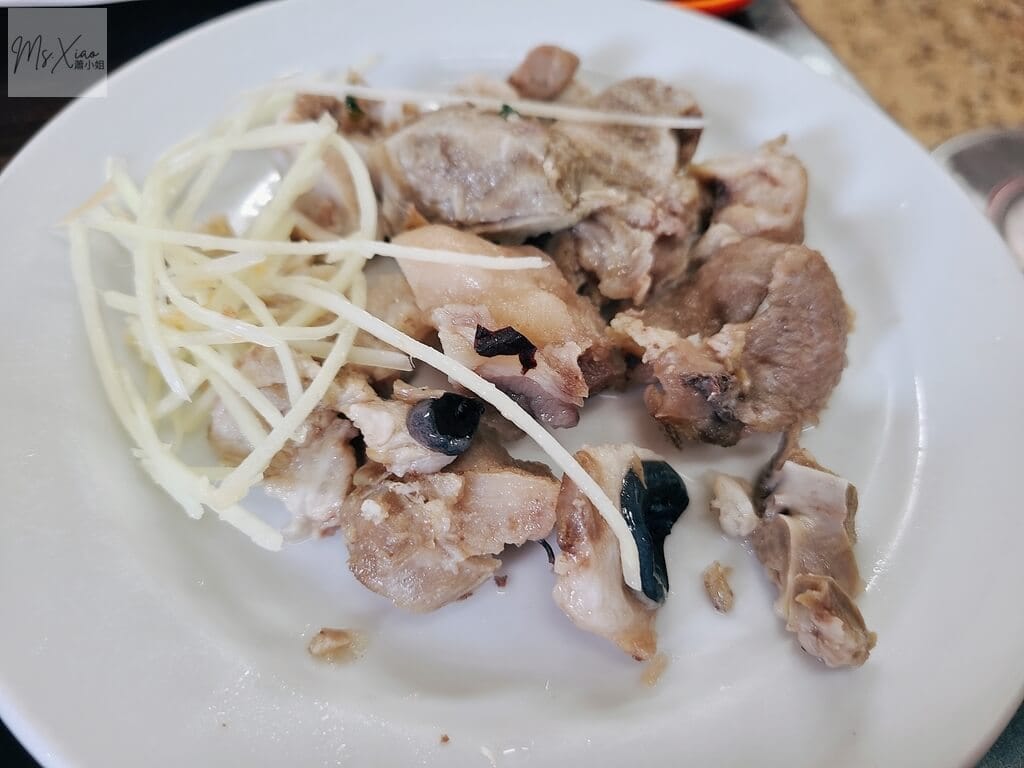 黑點雞肉骨仔肉 黑點雞肉骨仔肉
