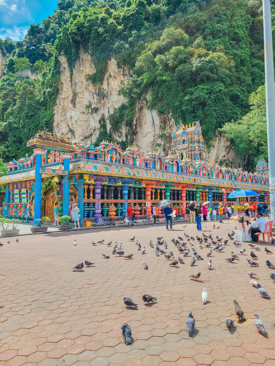 吉隆坡景點 黑風洞batu Caves 吉隆坡景點 黑風洞batu Caves