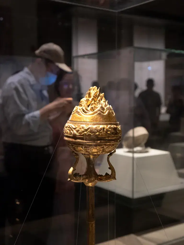 陝西歷史博物館館藏:漢代鎏金銀竹節銅熏爐國寶文物