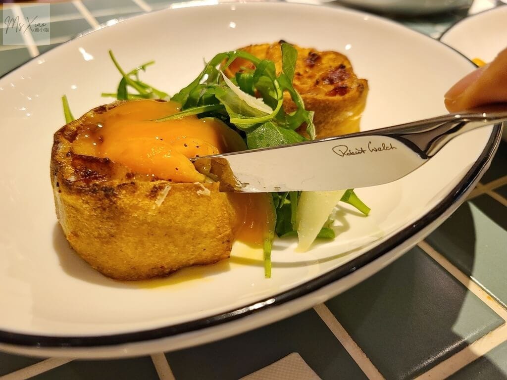 fermi辣香腸半熟蛋黃義大利麵卷 fermi pasta義大利麵卷