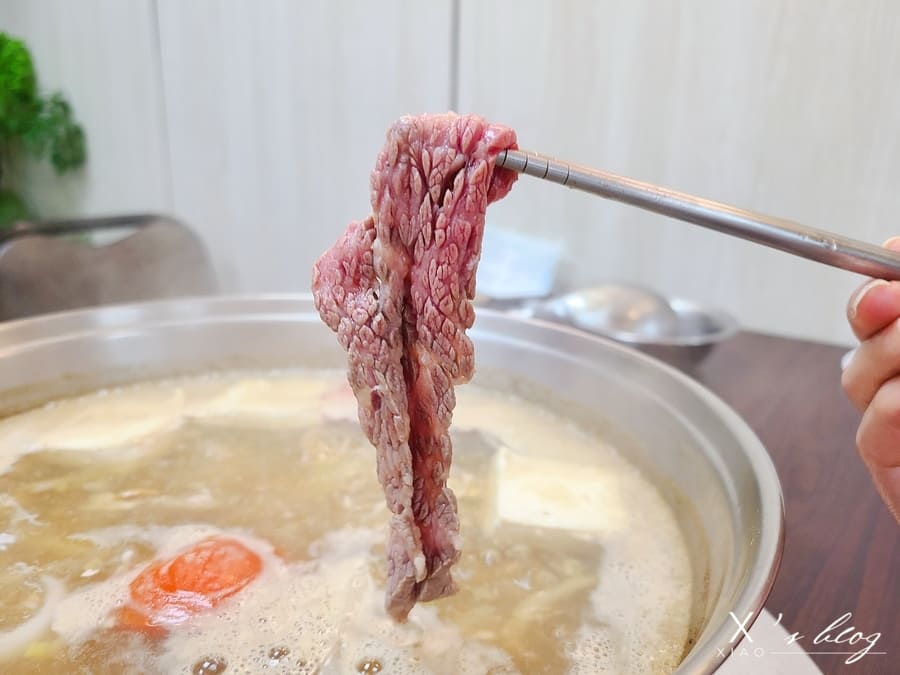屏東隆賓汕頭火鍋涮牛肉