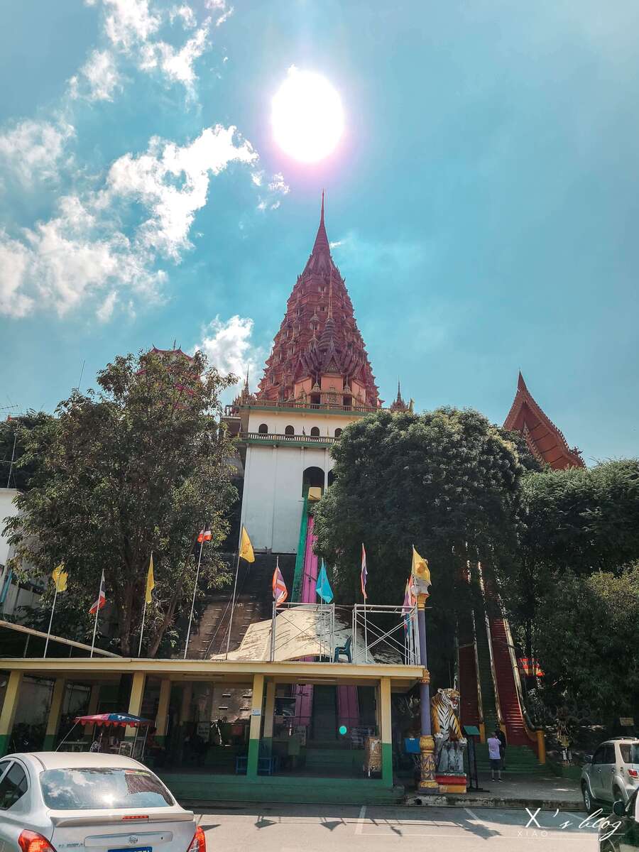 虎窟寺Wat Tham Suea
